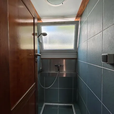 Peniche Design 115m2 Port Prive Vue Seine A 15min De Paris بوتيل *